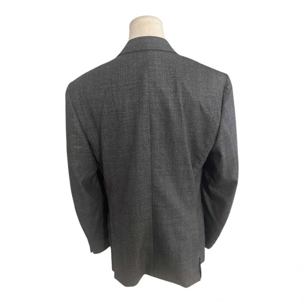 BRIONI Sport Coat Blazer Men’s 48R 38R Grey Virgin Wool Italy Plaid Check 160’s